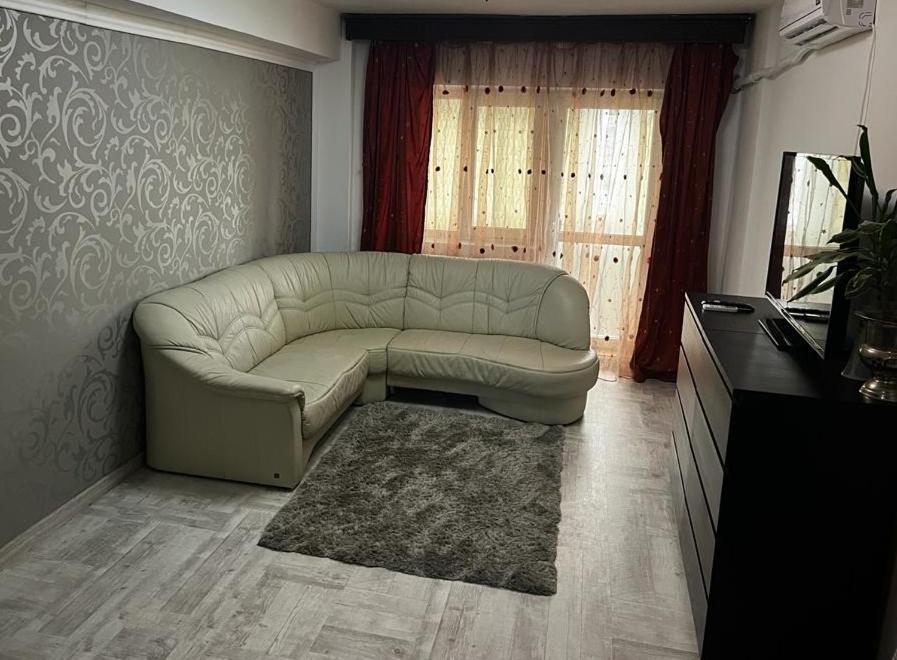 Alfredo Apartament Buzau Exterior photo